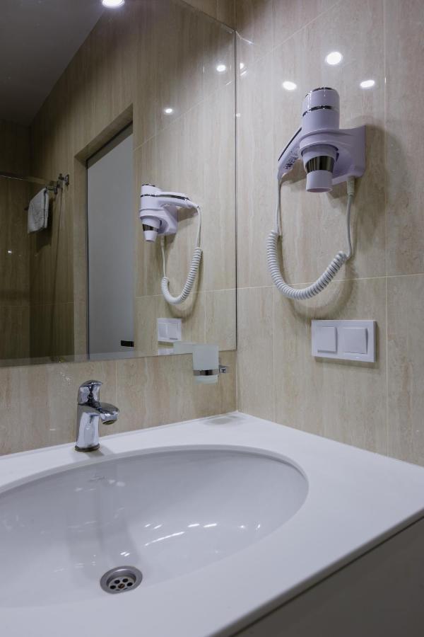 Studio Viktory 5 В, 21 Floor, Киев Екстериор снимка
